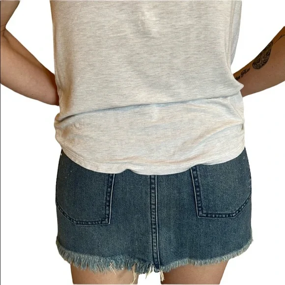 Free People Jean Mini Skirt with Frayed Hem Size 4 - Picture 3 of 9
